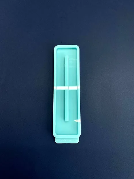Model No. 329. Silicone Mold Stand with slot