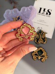 B78 Mold for keychains, brooches and decorations Flowers ornament – image 3