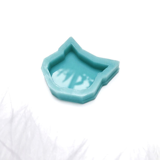 Silicone mold for the Cat brooch, model No. 27