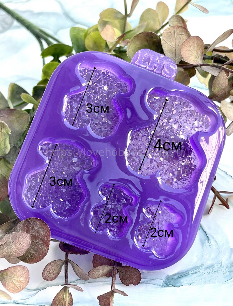 B32 Silicone mold for earrings and jewelry in the shape of a Bear – image 1