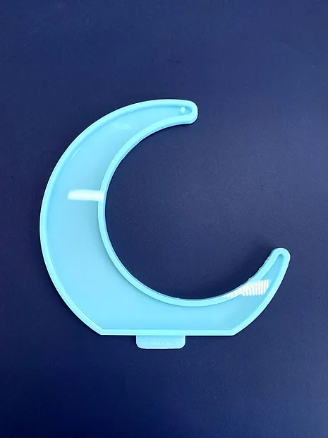 Model No. 325. Silicone Mold Crescent Moon for 3D LED lamp