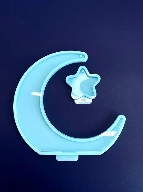 Model No. 325. Silicone Mold Crescent Moon for 3D LED lamp