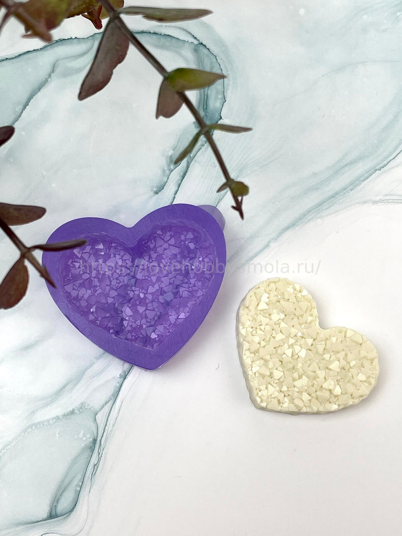B01 Mini heart shaped silicone mold for epoxy resin – image 2