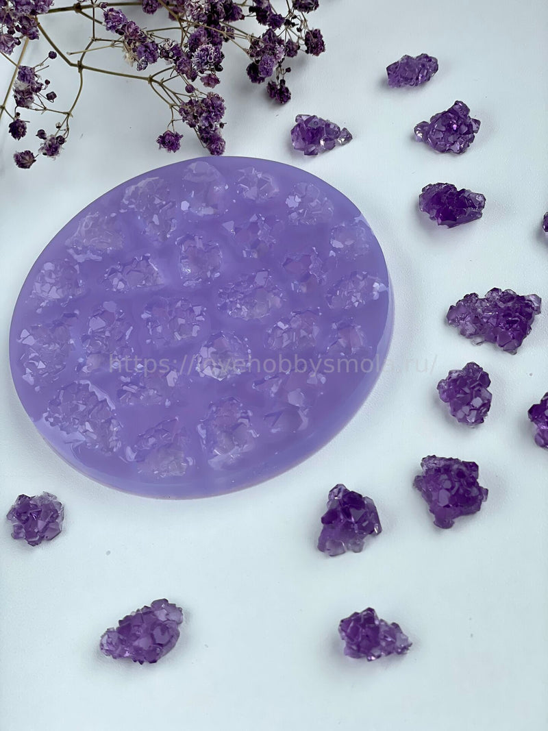 AC13 Silicone mold in the form of Amethyst scattering – image 5