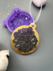 MC60 mold for epoxy resin in the shape of a Christmas toy – image 8