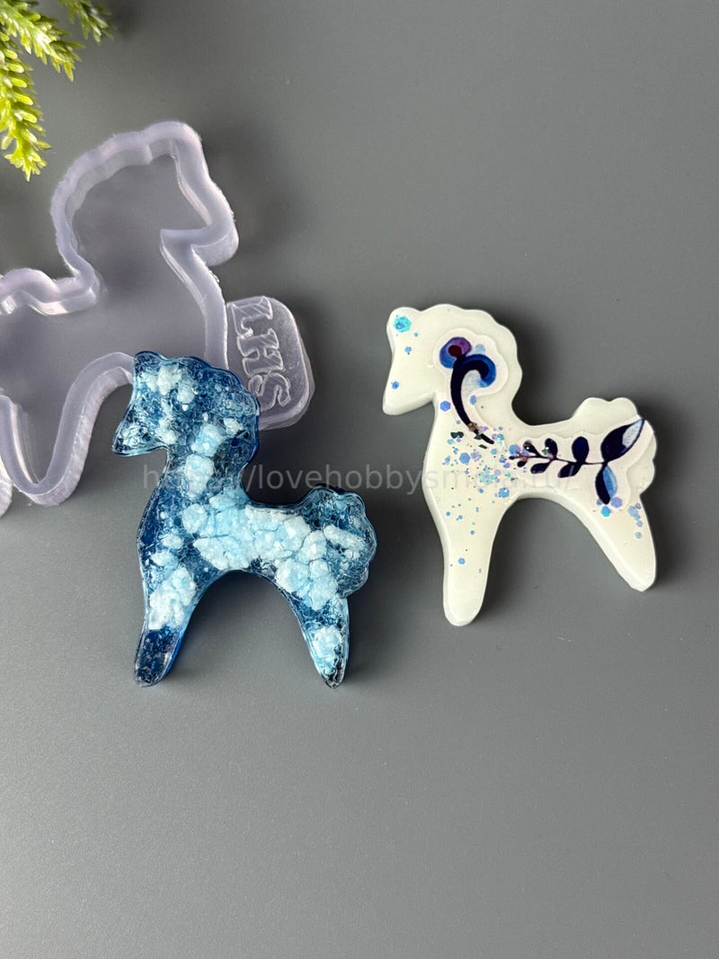 B59 Mold for keychains and brooches Horse 2 pcs – image 2