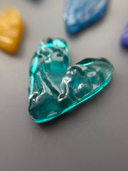 B50 Mold for resin Heart-shaped surface water 6pcs – image 4