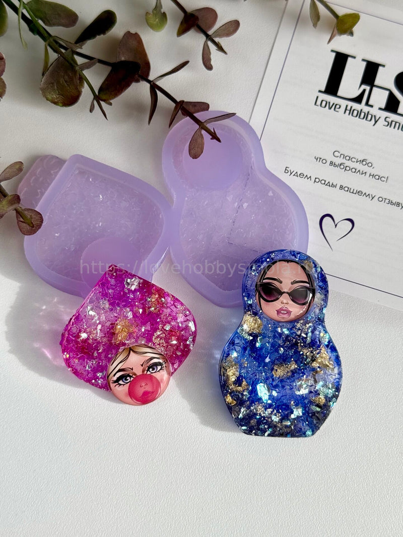 B19 mold brooch in the shape of Matryoshka and crystal kokoshnik – image 2