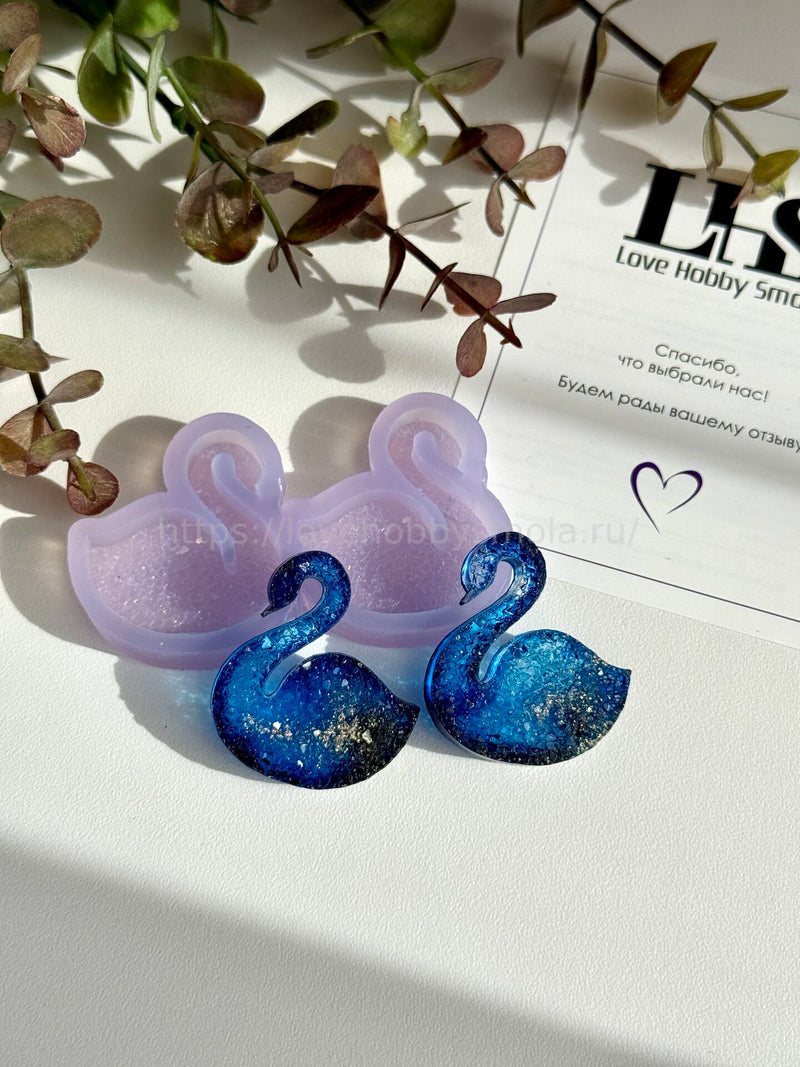 B47 Resin mold in the shape of Swans – image 4