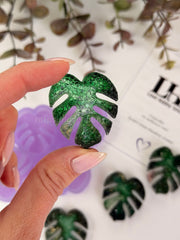 B69 Mold for keychains and brooches Monstera leaves 4 pcs – image 3