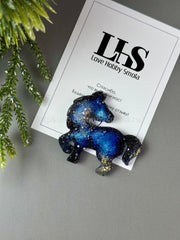 B37 Silicone mold for brooch in the shape of a Pony – image 3