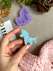 B38 Silicone mold for brooches in the shape of a Unicorn mini – image 4