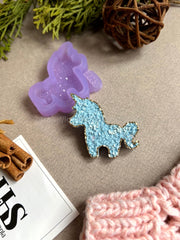 B38 Silicone mold for brooches in the shape of a Unicorn mini – image 3
