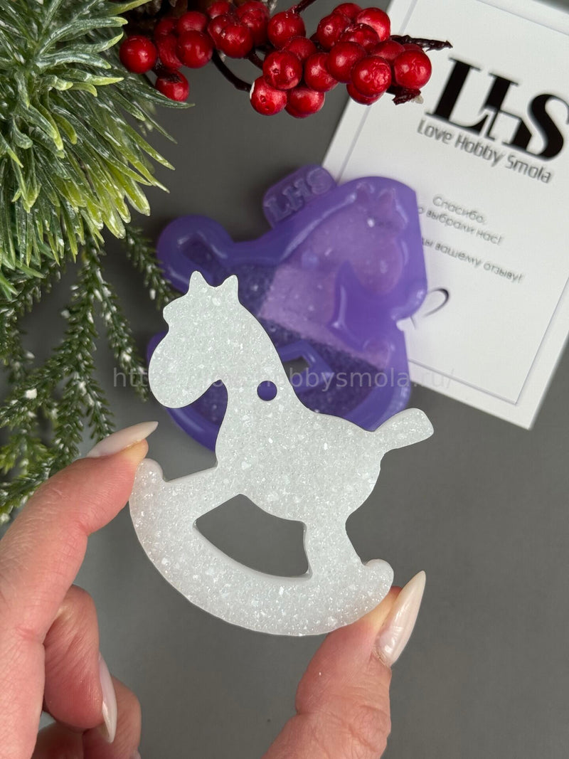 HN-09 Silicone mold in the shape of a Horse New Year's toy – image 3