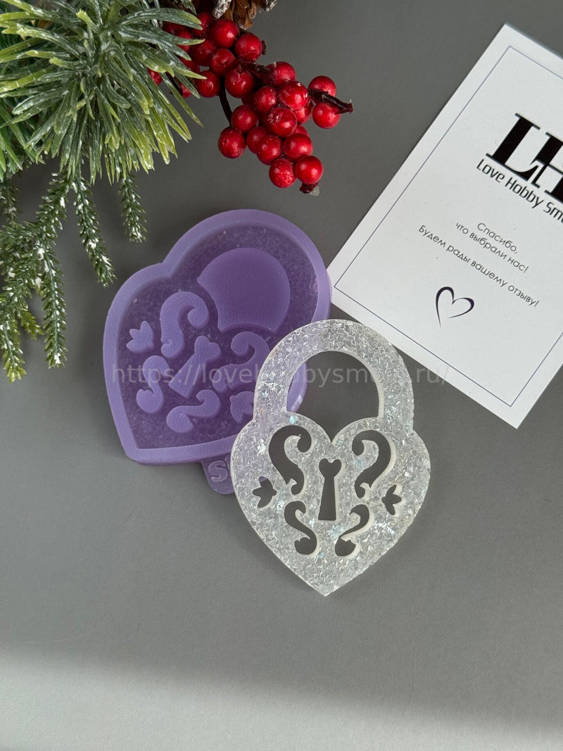 MC71 Silicone mold in the shape of a Castle – image 2