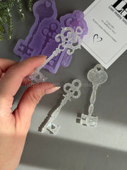 MC72 Silicone Mold in the shape of Keys – image 2