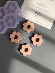 B89 Mold for keychains, brooches and jewelry Flowers set 4 pcs – image 3