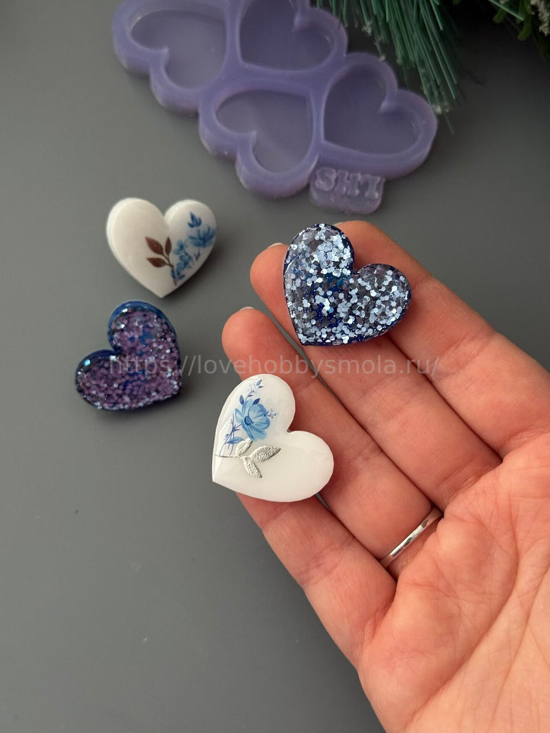 B62 Mold for keychains and brooches Heart set 4 pcs – image 4