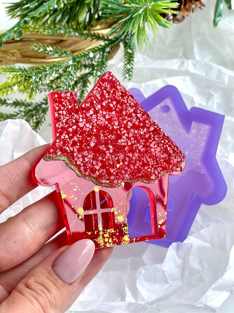 HN-18 Silicone mold for resin in the shape of a New Year's House – image 4
