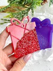MC37 Silicone mold for Christmas tree decoration in the shape of a Gift – image 2