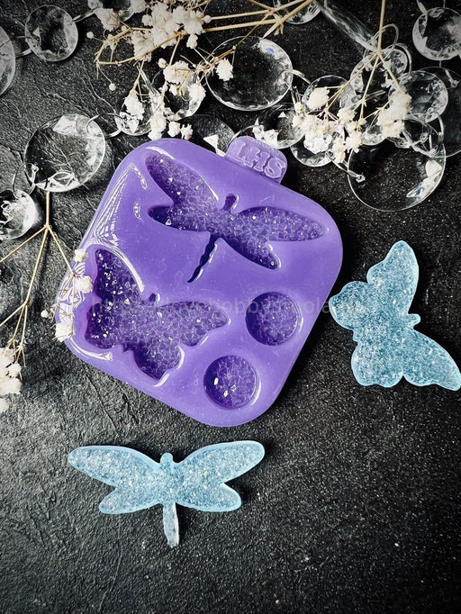 B16 Silicone mold for brooches and jewelry in the shape of a Dragonfly and a butterfly – image 1