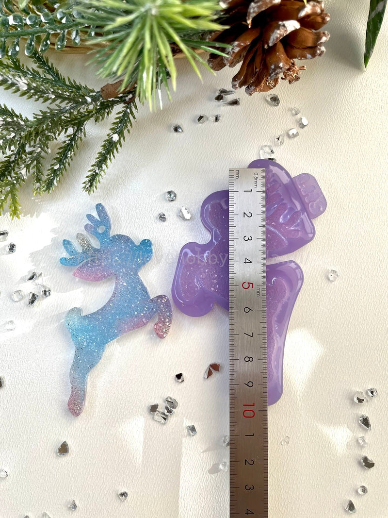 HN-16 Silicone mold in the shape of a Deer Christmas tree toy – image 2