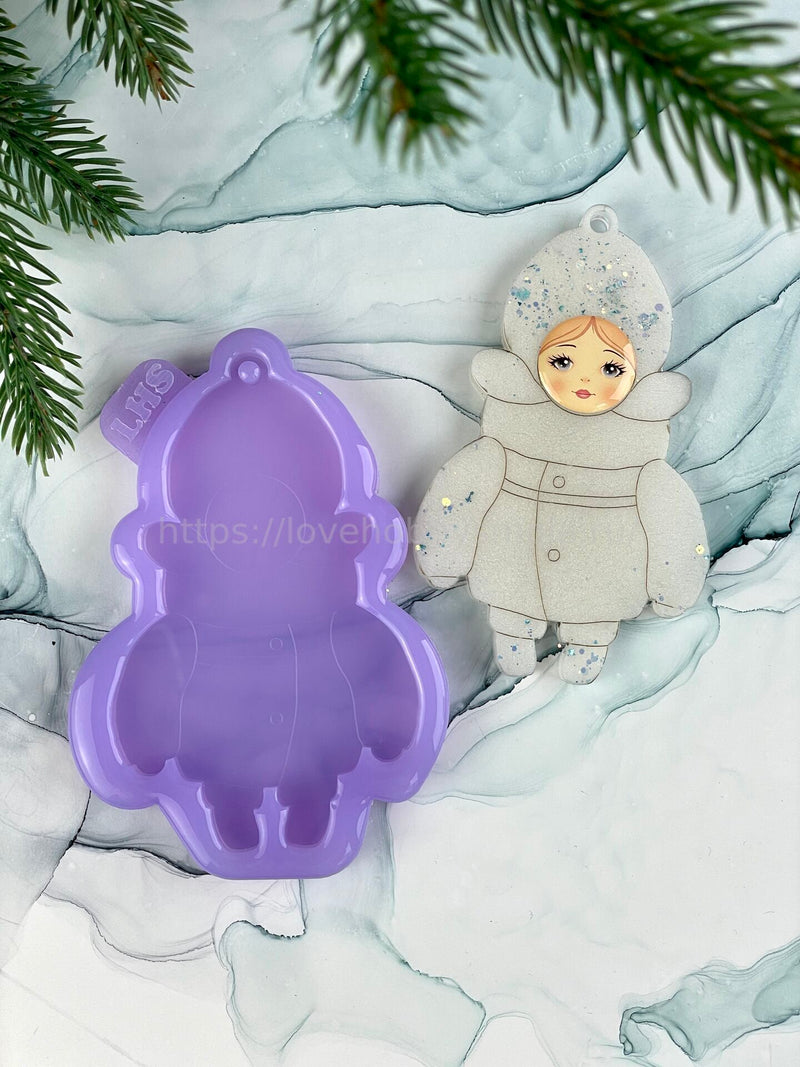 MC52 mold in the shape of a Baby figure – image 6