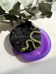 MC53 mold for epoxy resin in the shape of a Snake on a ball – image 3