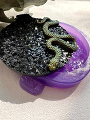MC53 mold for epoxy resin in the shape of a Snake on a ball – image 2