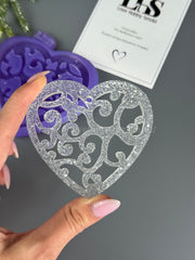 MC47 Silicone mold in the shape of a Heart with monograms – image 4