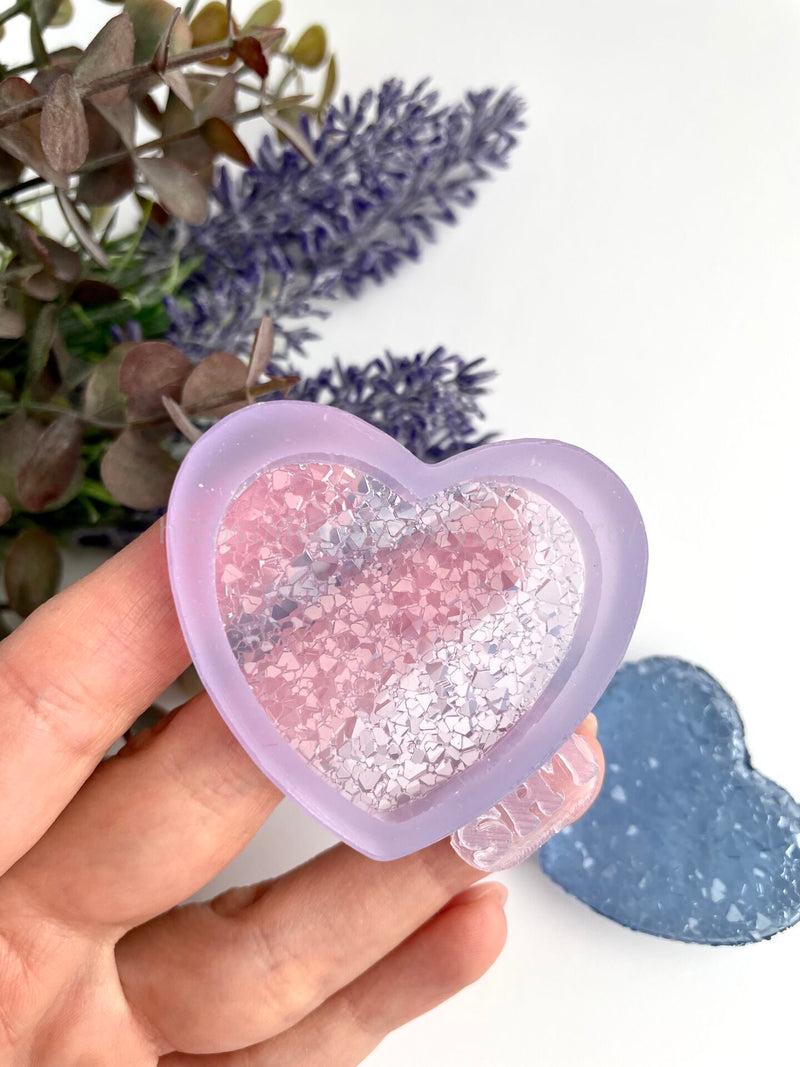 B15 Silicone mold in the shape of a Heart – image 3
